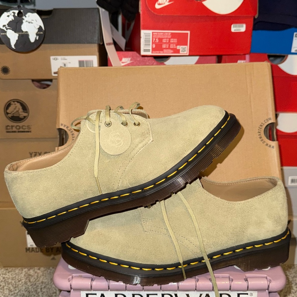 Dr. Martens 1461 Quad Cream Suede Oxfords
Brand New
 (Box not included)